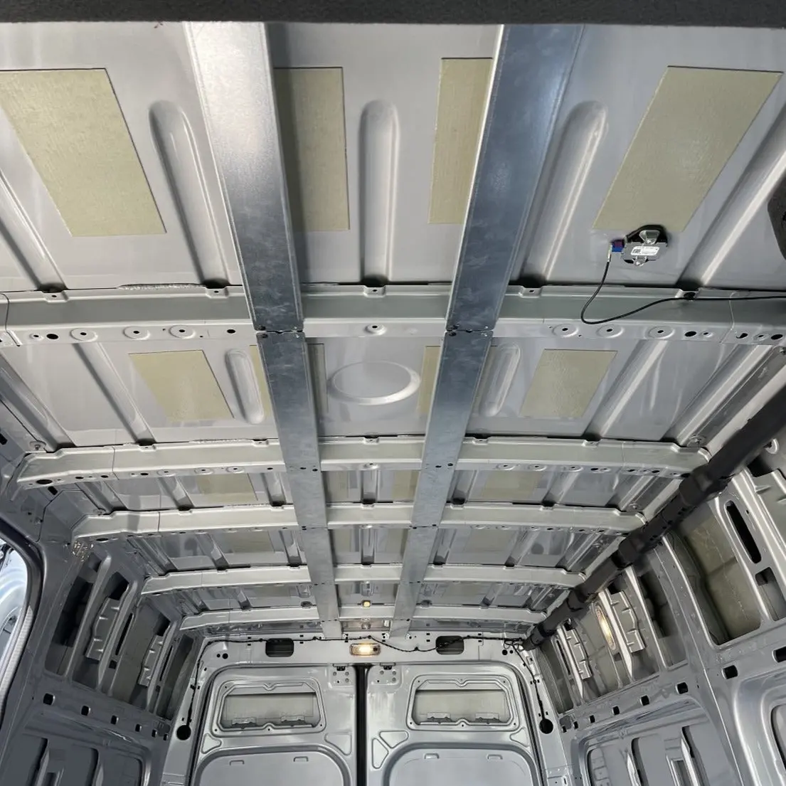 07+ Sprinter Van 144 - Ceiling Brace Kit 1