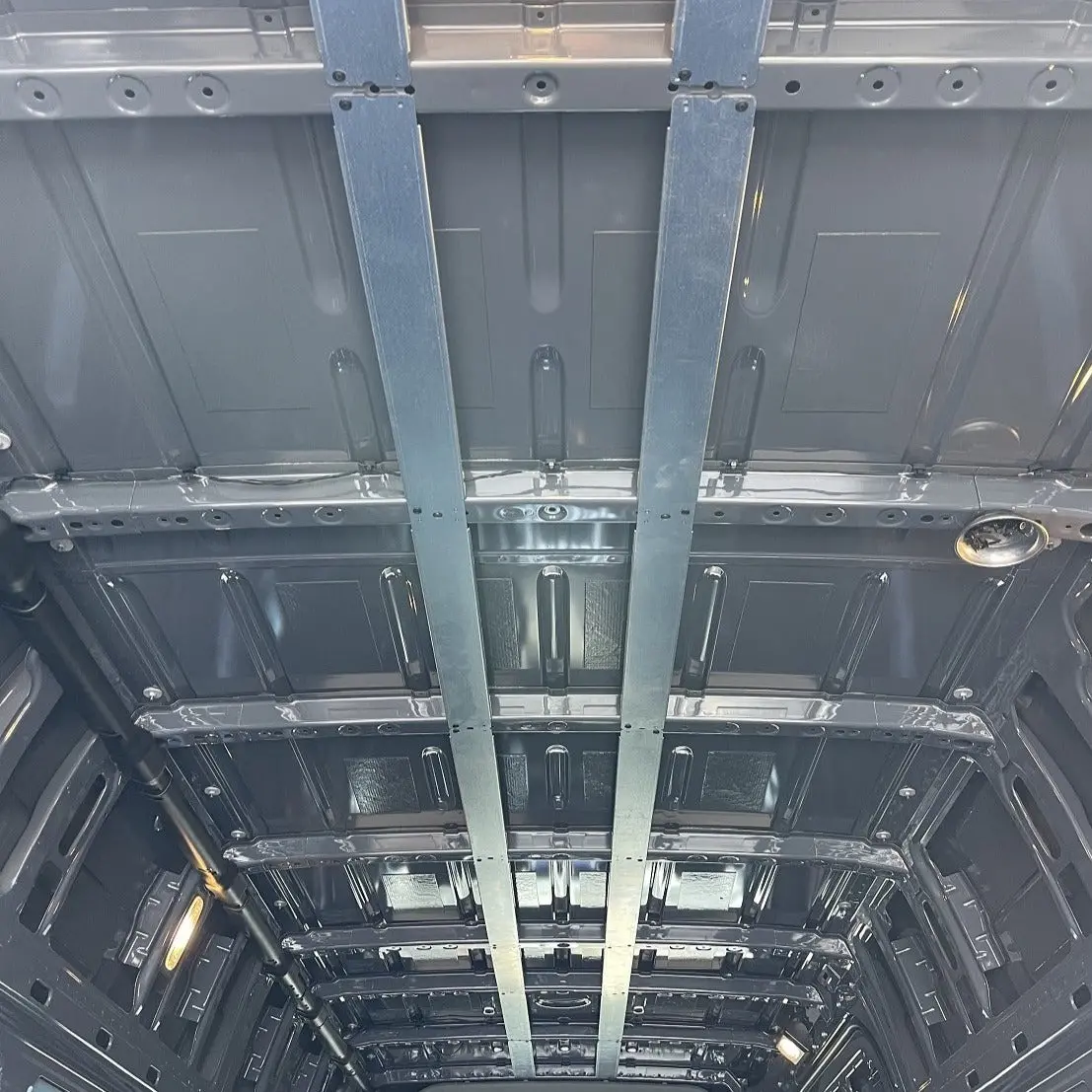 07+ Sprinter Van 170 - Ceiling Brace Kit 1