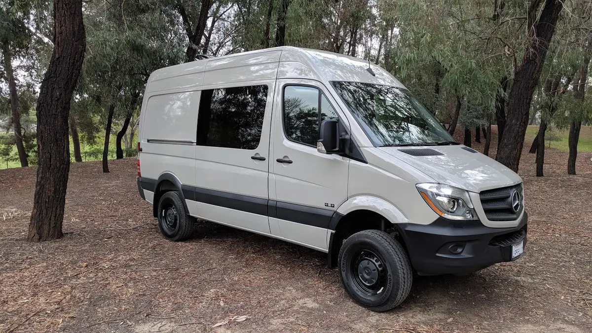 Bm 144" - Crew Base Van 1