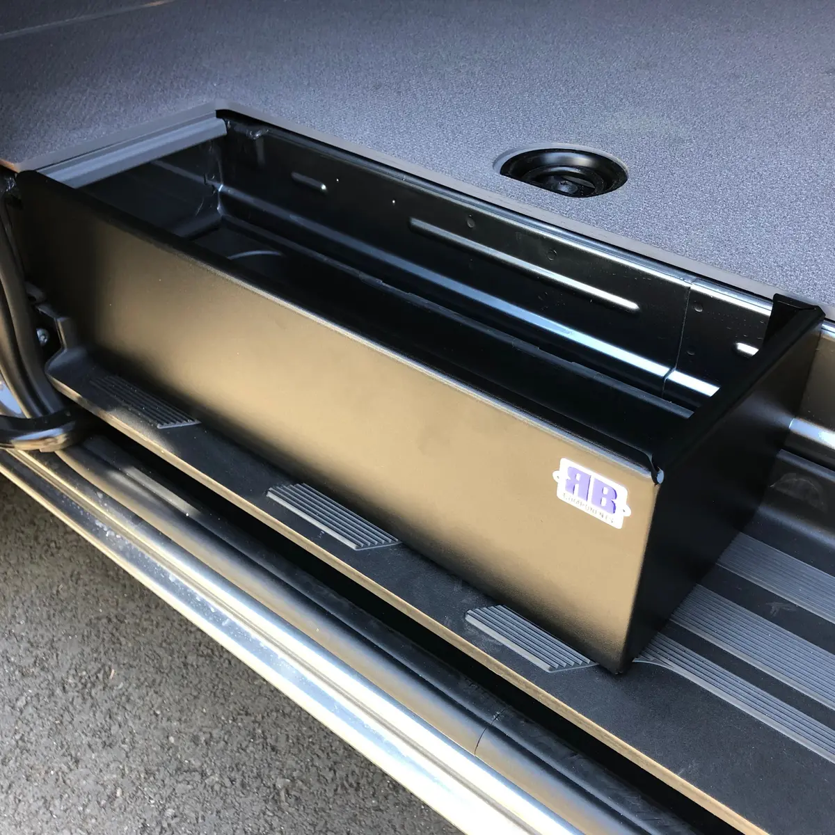 07 + Sprinter Van Sliding Door Step Retaining Box - Oem Floor 1