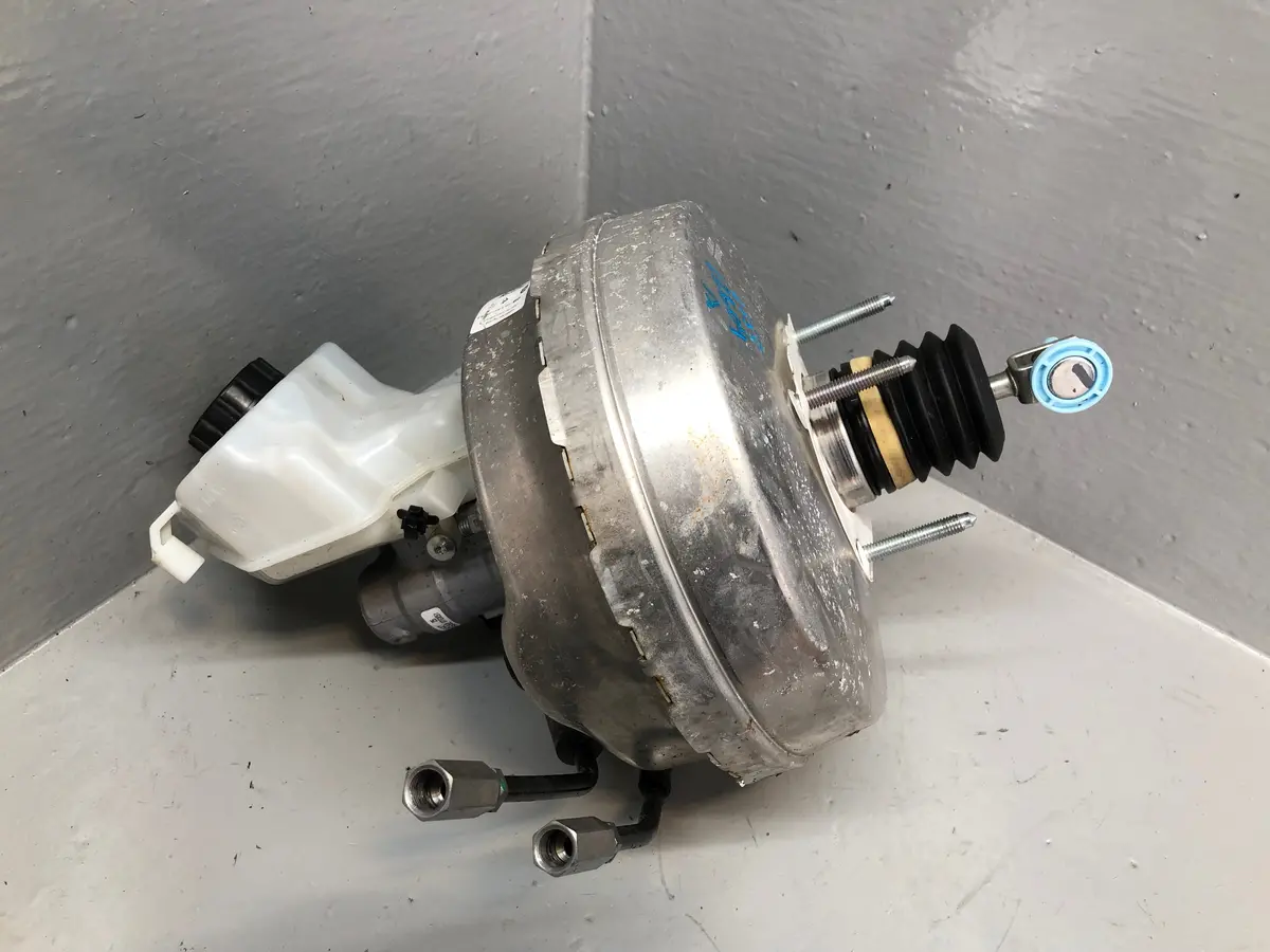 Discovery Sport Brake Servo And Master Cylinder Fk72-2B195-Bg L550 Land Rover 1