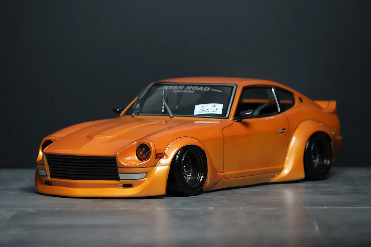 Nissan Fairlady Z (S30) Custom Star Road Body Set 1