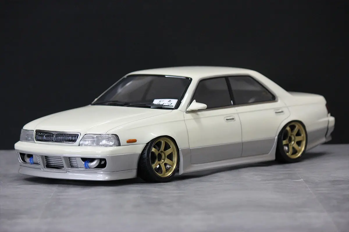 Nissan Laurel C34 Body Set 1