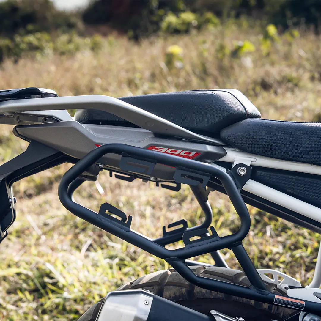 Legundary Tvs Apache Rtx 300 Aviator Saddle Stay 1