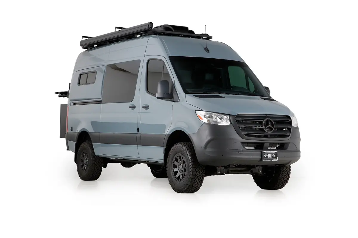 Rb Gear Hauler Van Ts - 144 4X4 1