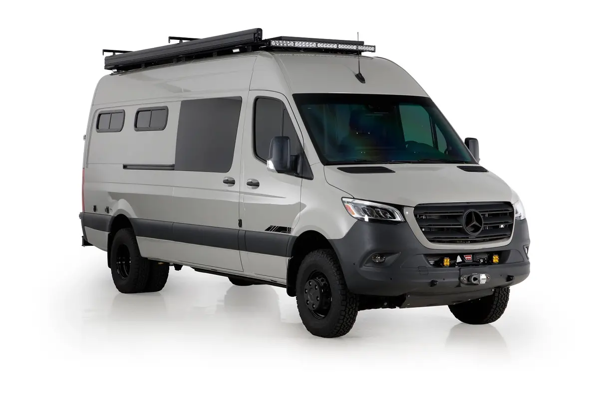 Rb Touring Van Nw - 170 4X4 3500 1