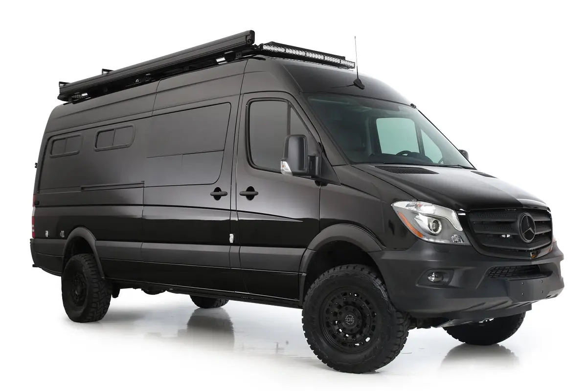 Rb Touring Van Bnc - 170 2500 4X4 1
