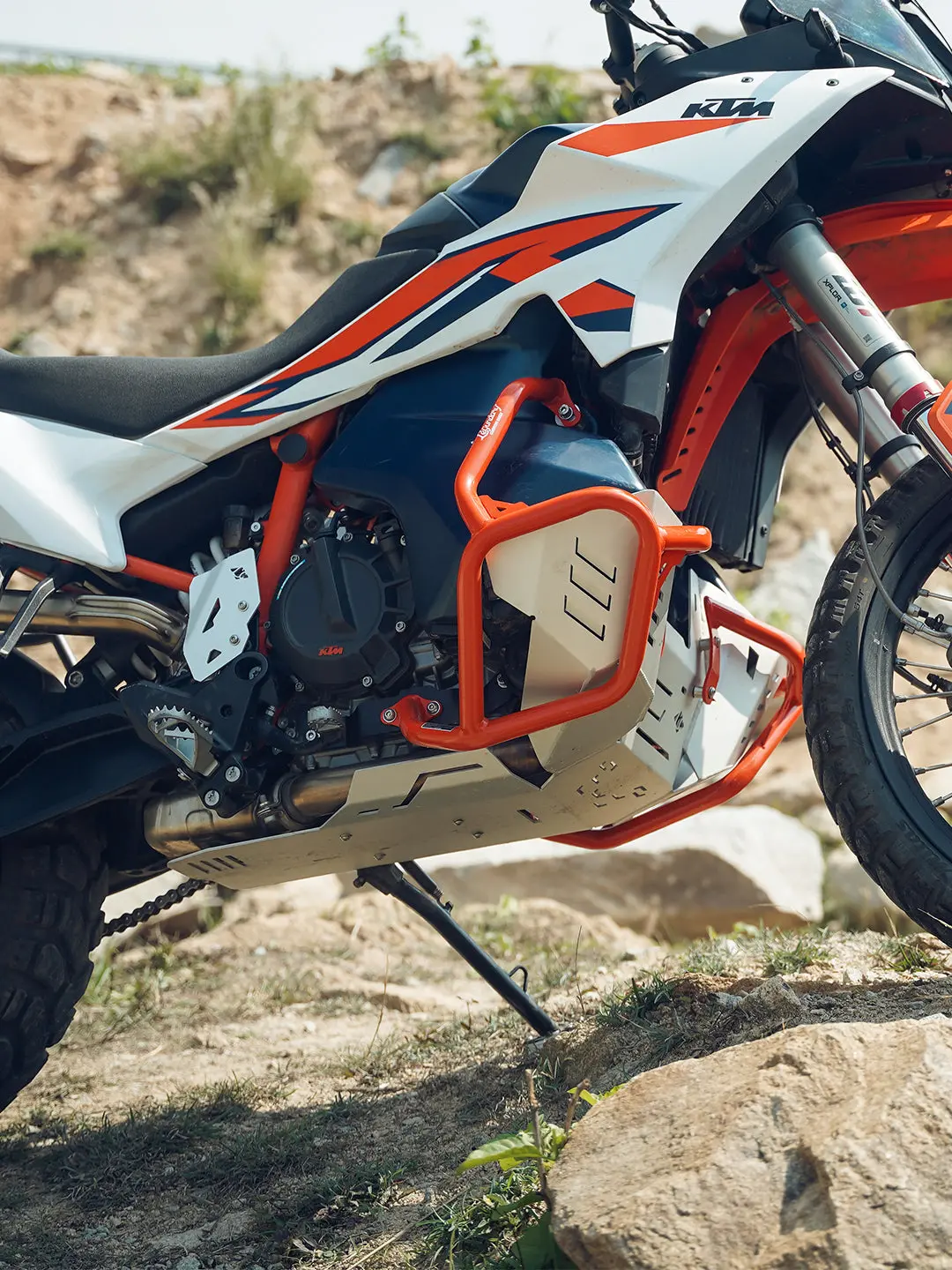 Legundary Ktm Adv 890 Vambrace Bash Plate Silver 1