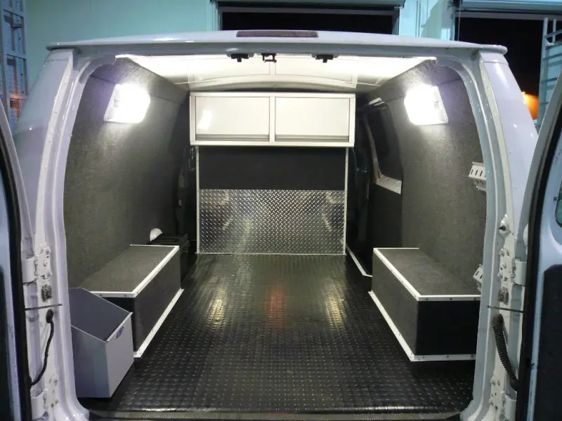 Ford Moto Race Van 1
