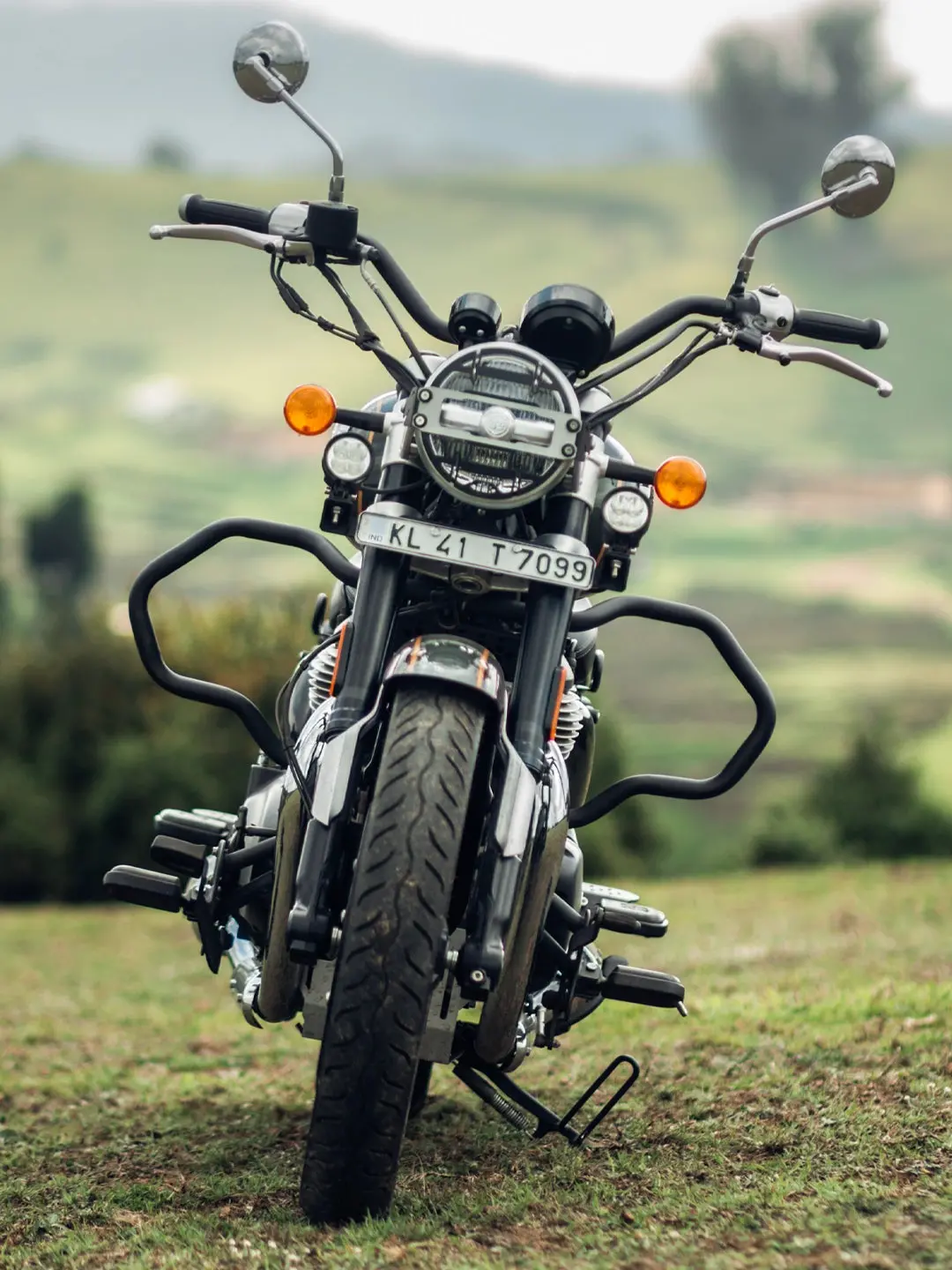 Legundary Super Meteor 650 Magneto Crash Guard 1