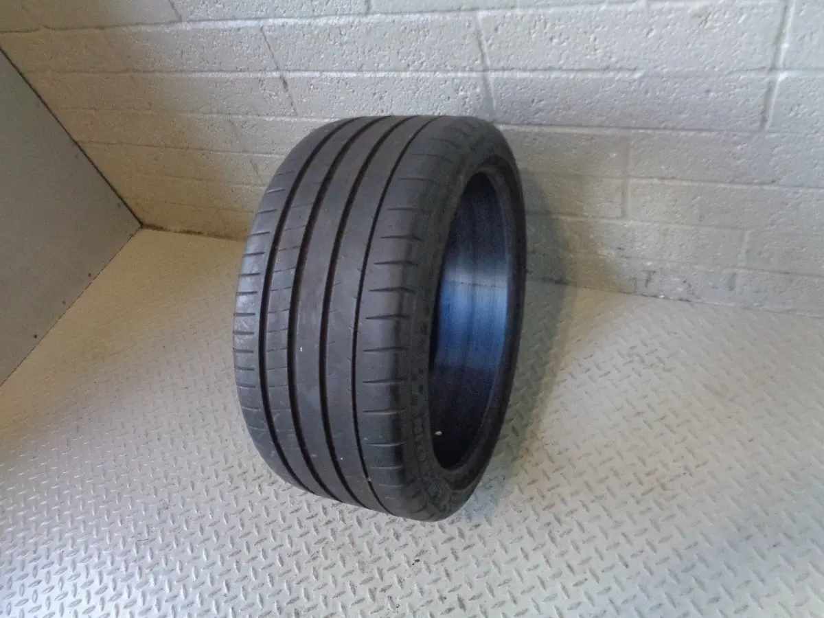 Michelin Pilot Super Sport Part Worn Tyre 265/35Zr19 265 35 19 7Mm Tread L1113a 2
