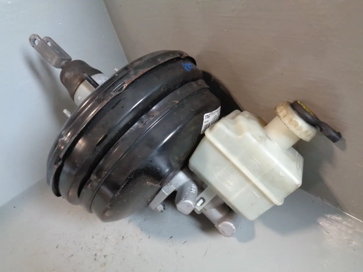 Range Rover Sport Brake Master Cylinder And Servo L320 Sjg500230 1