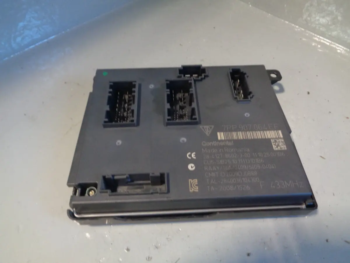 Porsche Cayenne 958 92A Body Control Module Bcm 7Pp.907.064.Ef 2011 To 2018 1