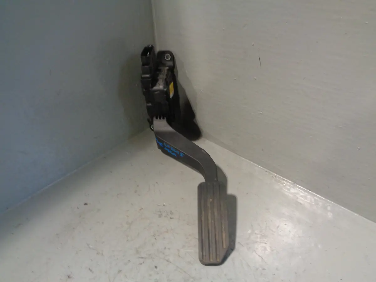 Range Rover Evoque Throttle Accelerator Pedal Bj32-9F836-Db L538 2011 To 2018 1
