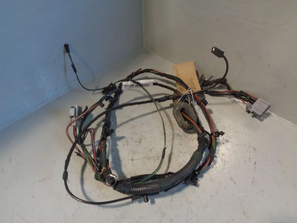 Discovery 3 Tailgate Wiring Loom Upper Ymn500162 Land Rover 2004 To 2009 1