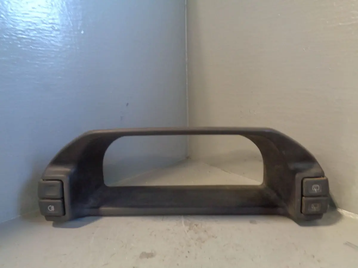Freelander 1 Instrument Cluster Surround Awr4272 Land Rover 1998 To 2004 L090924 1