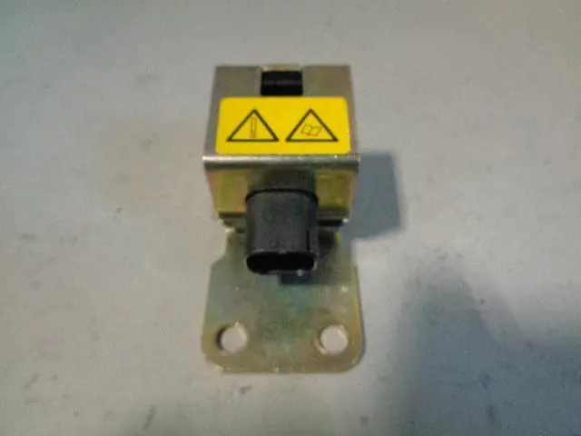 Freelander 1 Yaw Rate Sensor Abs Esp Hdc Ssb101331 Land Rover 2001 To 2006 1
