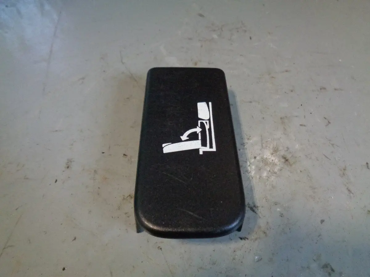 Discovery 3 4 3Rd Row Near Side Rear Seat Release Handle Hxg500250pvj Land Rover 1
