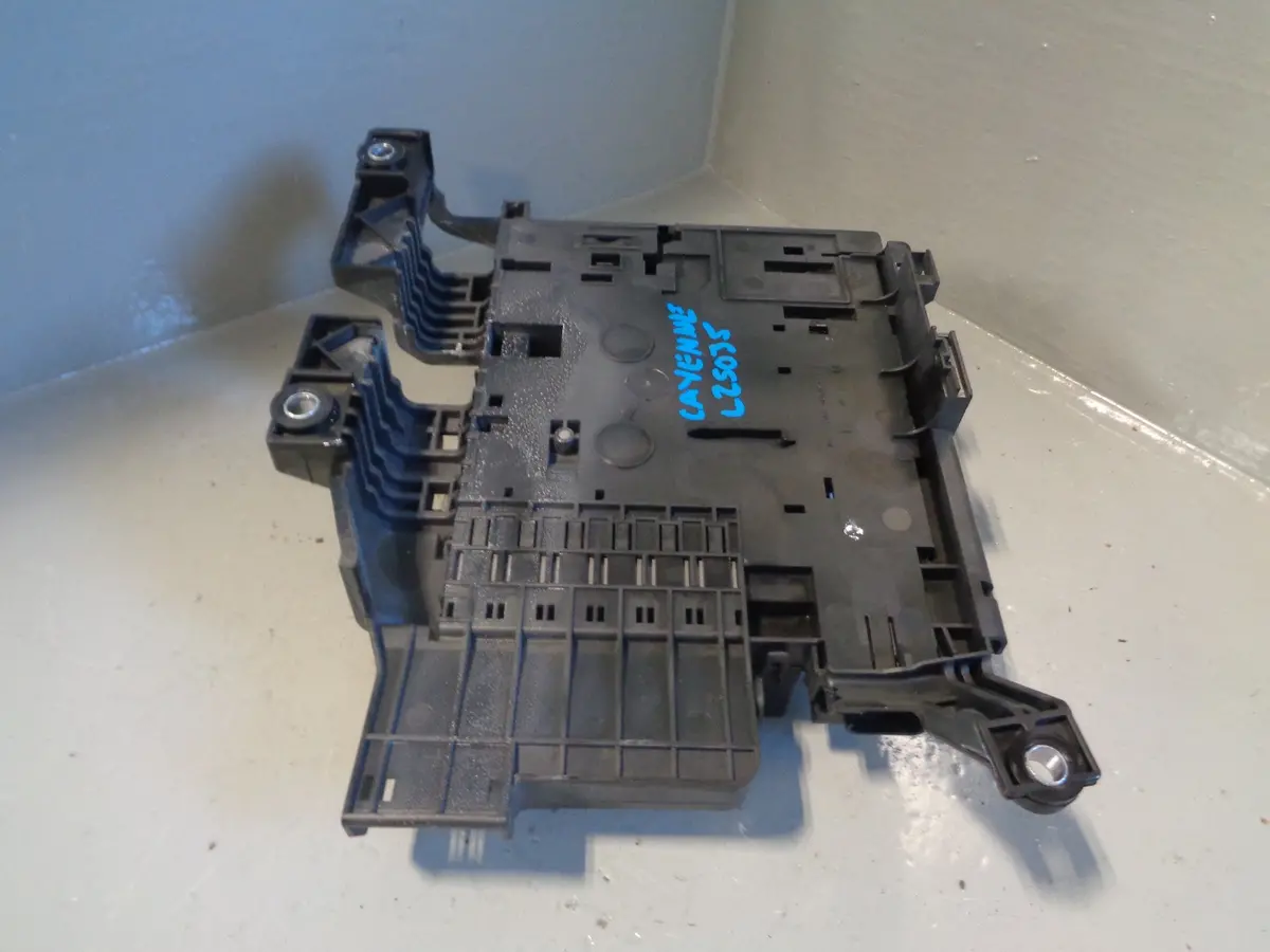 Porsche Cayenne 92A Fuse Box 7P0.937.548.H 3.0 V6 Diesel 2011 To 2014 1