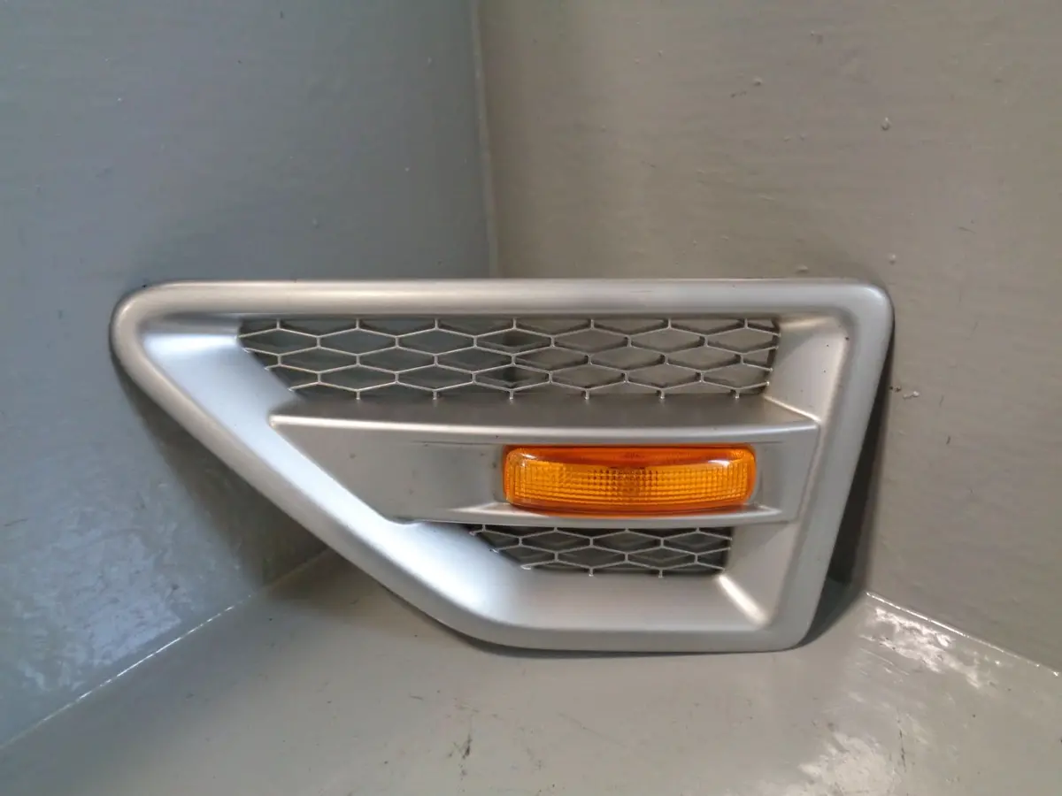 Freelander 2 Wing Vent Indictor Side Repeater Near Side Left Land Rover 1