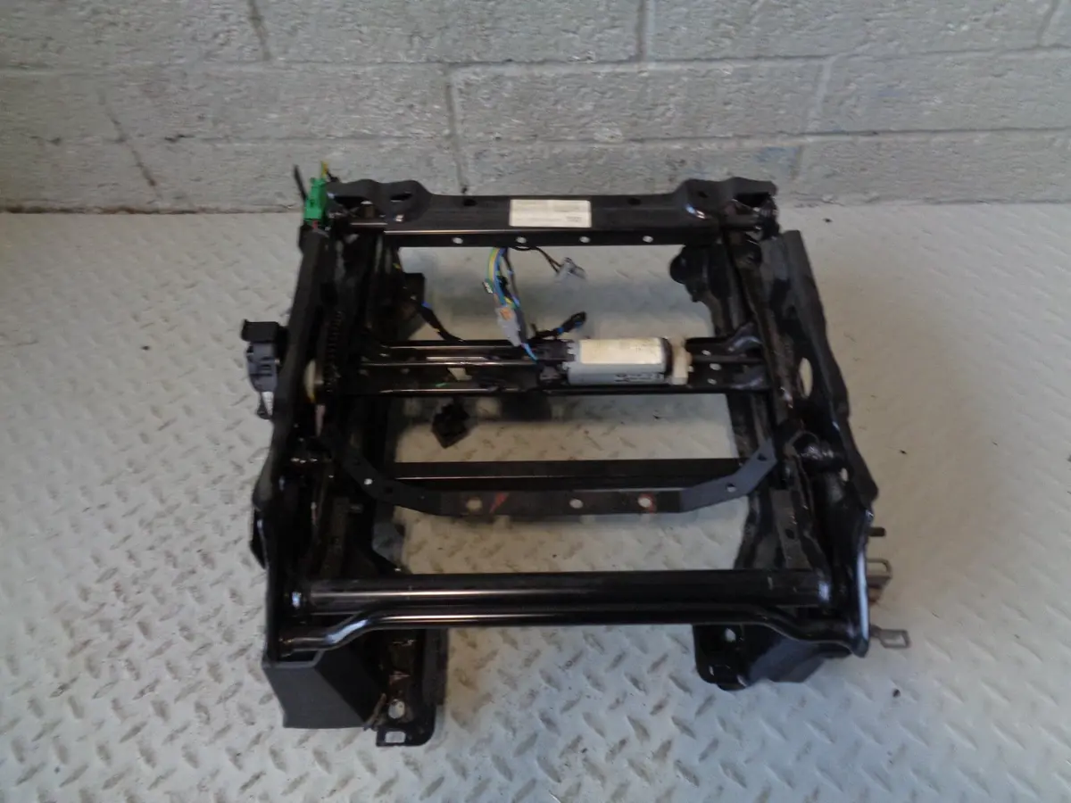 Discovery 3 Seat Frame Base Near Side Front With Motors Land Rover 2004 To 2009 1