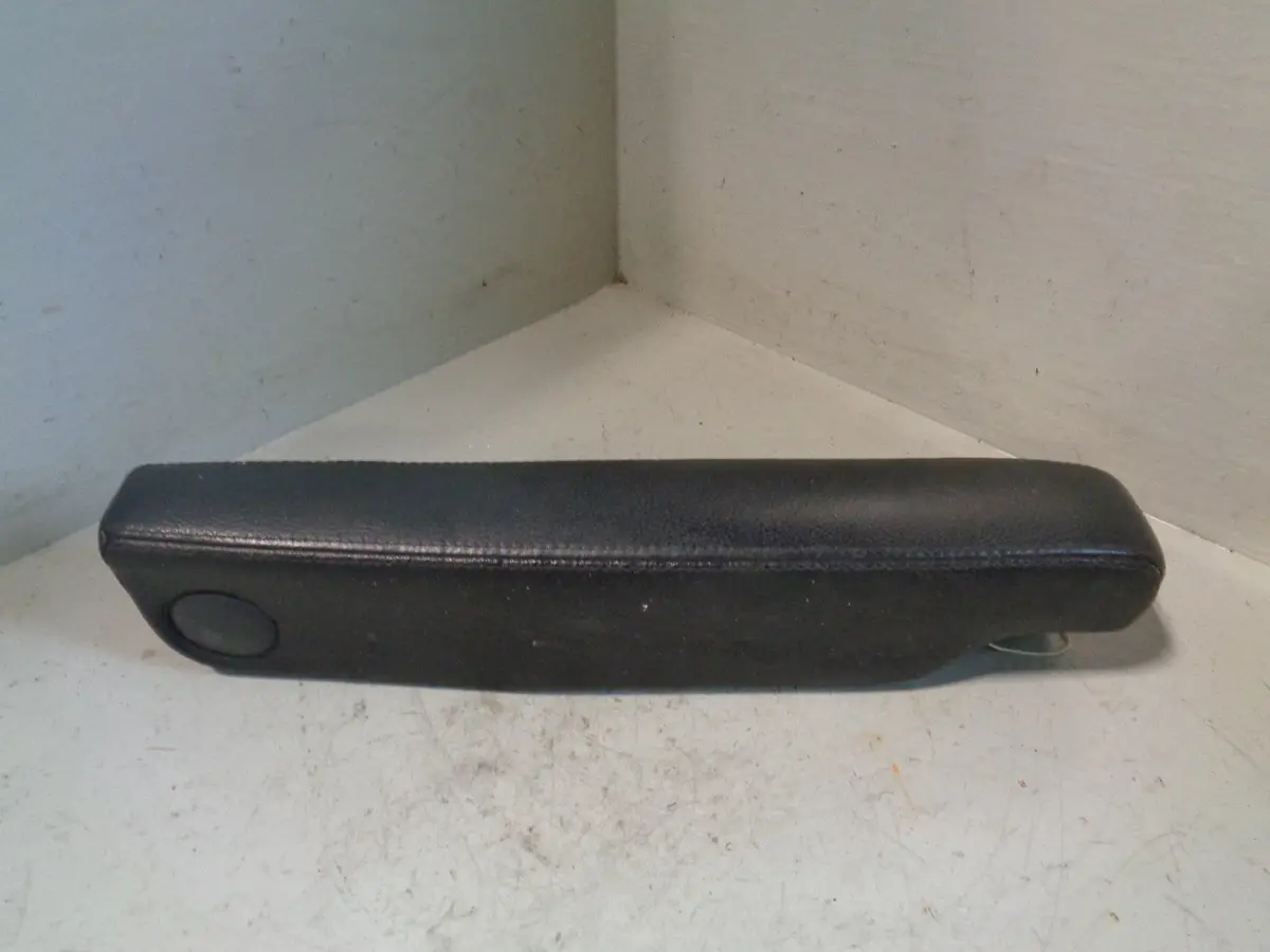 Discovery 3 Armrest Near Side Passenger Black Land Rover 2004 To 2009 K12024 1