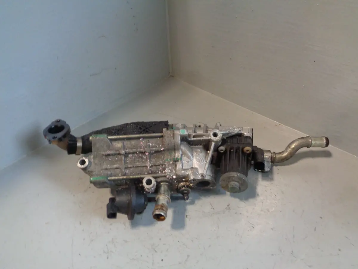 Range Rover L405 Egr Valve And Cooler Off Side Right 3.0 Sdv6 2013 To 2015 1