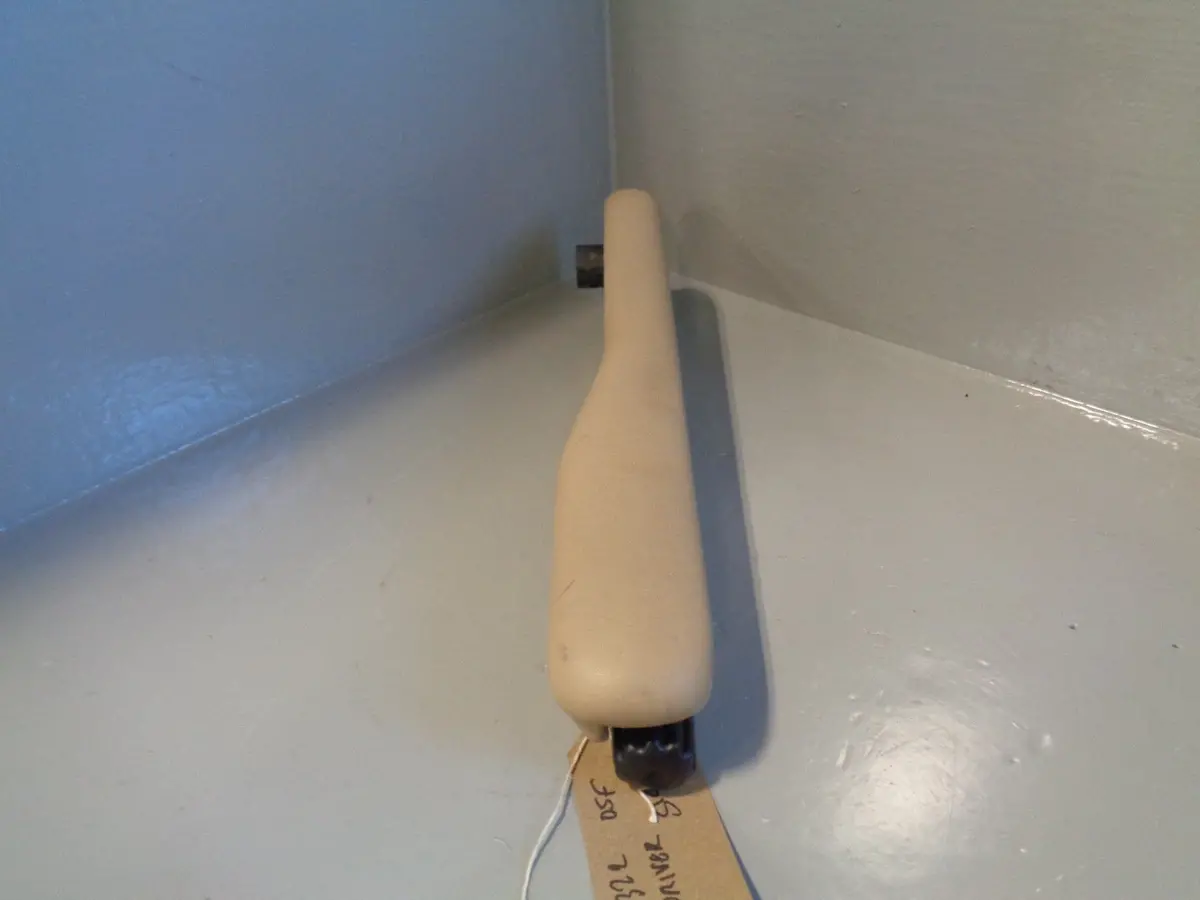 Range Rover L322 Arm Rest In Sand Off Side Front 2002 To 2006 S1084 2