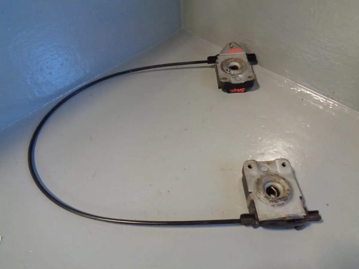 Range Rover L322 Bonnet Release Catches Latch Assembly 2002 To 2012 1