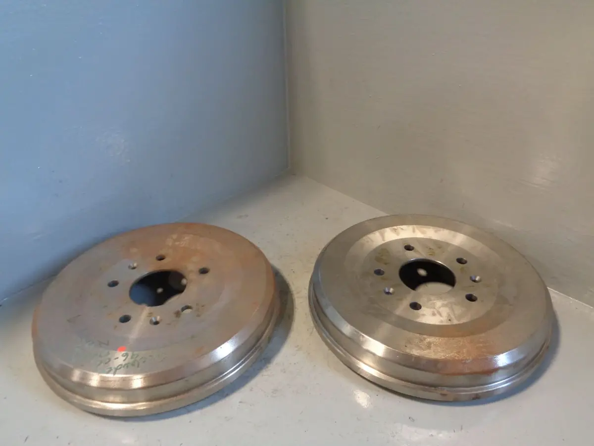 Freelander 1 Brake Drums Pair Rear Britpart Sdc100130 Land Rover 1997 To 1999 1