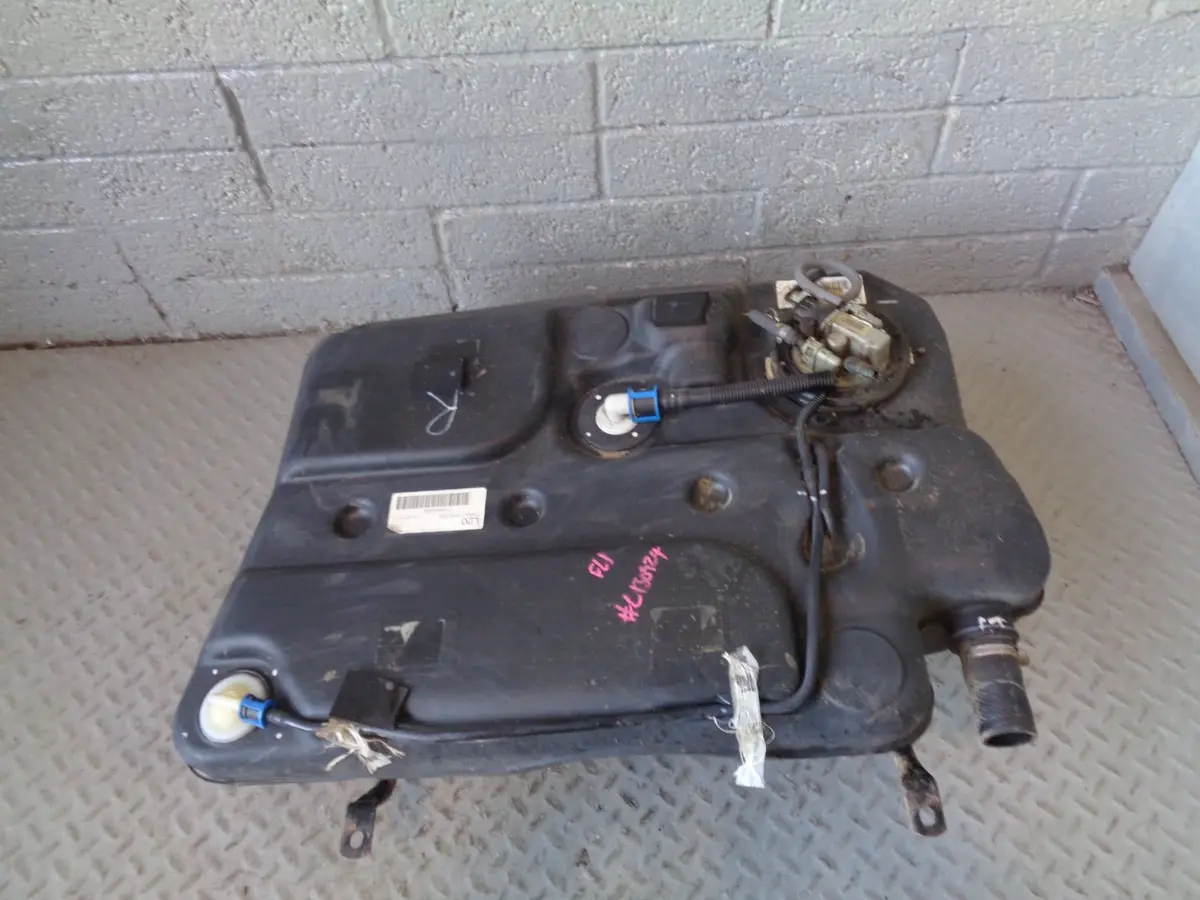 Freelander 1 Fuel Tank With In-Tank Fuel Pump 2.0 Td4 Land Rover L130924 1