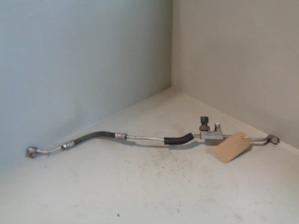 Discovery 3 Air Con Pipes Compressor To Bulkhead 2.7 Tdv6 Land Rover L319 1