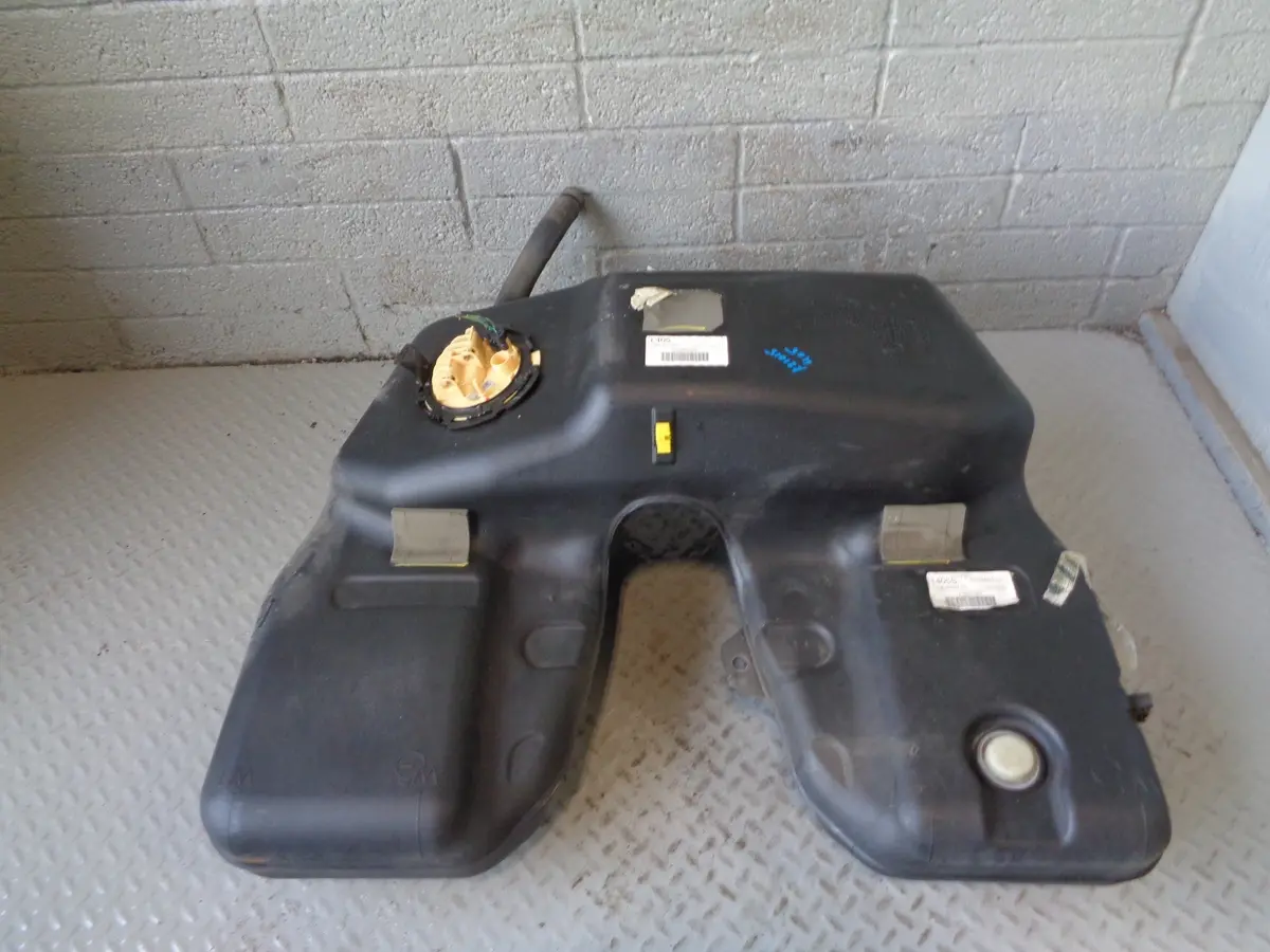 Range Rover L405 Fuel Tank With In-Tank Pump And Sender 3.0 Tdv6 2013 To 2017 1
