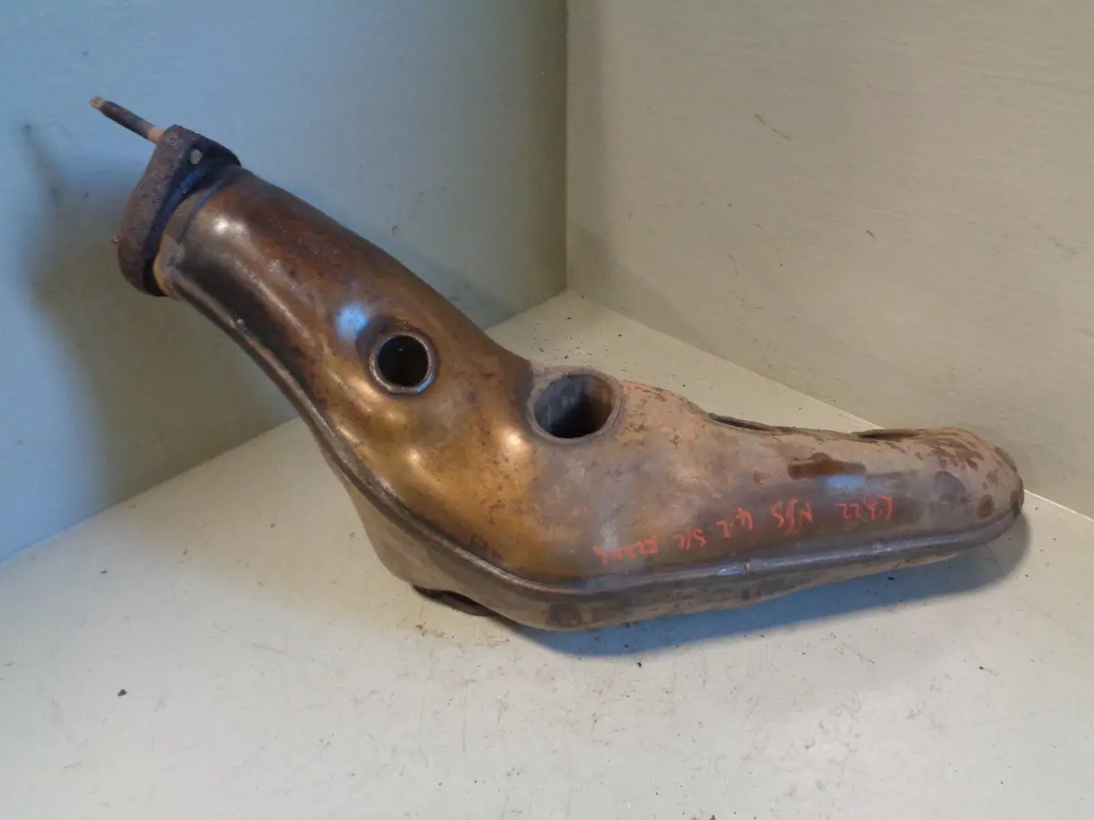 Range Rover L322 Near Side Exhaust Manifold 4.2 V8 Supercharged 2006 To 2009 1