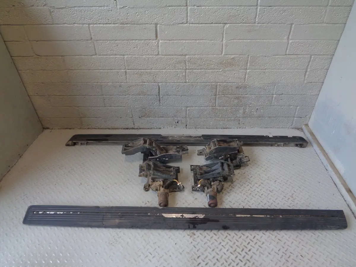 Range Rover L405 Side Steps Set Deployable With Motors Genuine 2013 To 2017 1