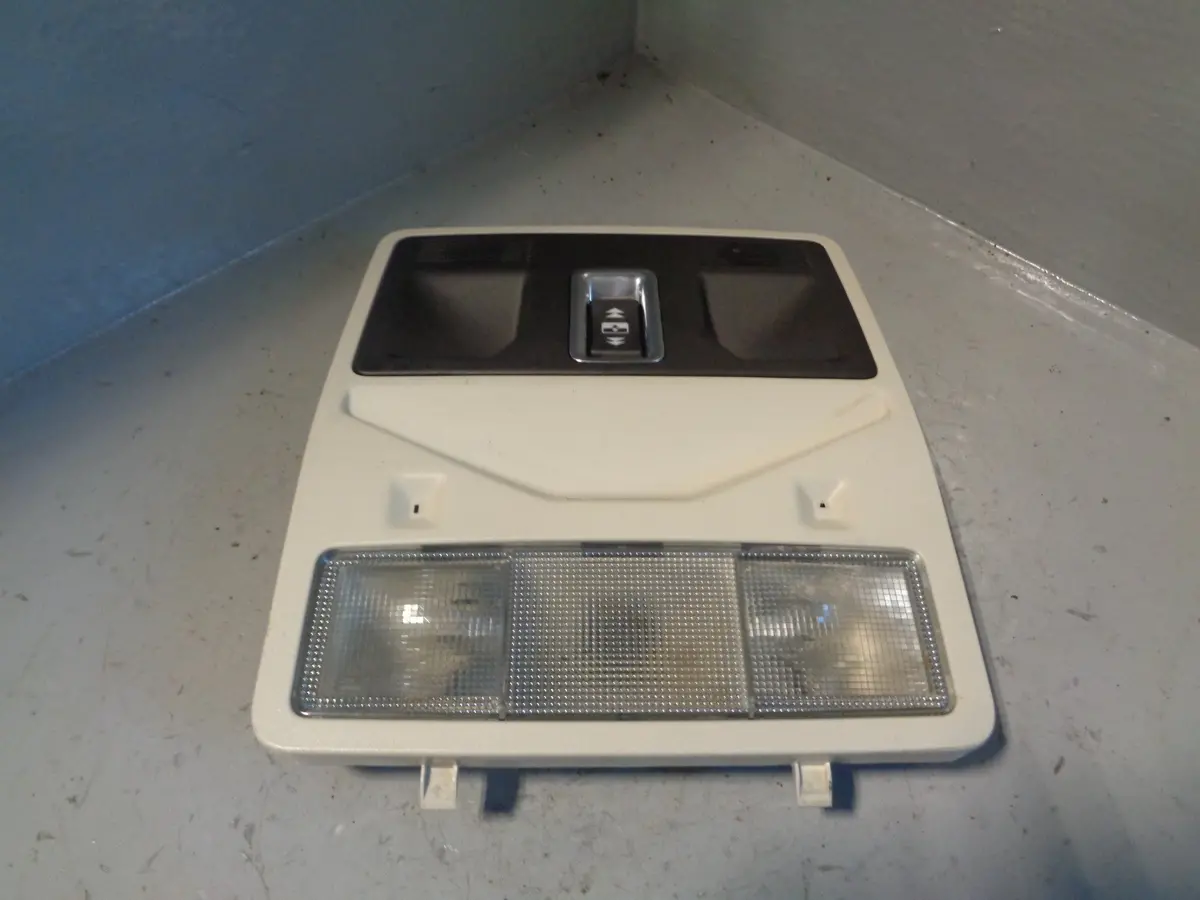 Range Rover Evoque Interior Roof Light Front With Sun Blind Switch In Cirrus L538 1