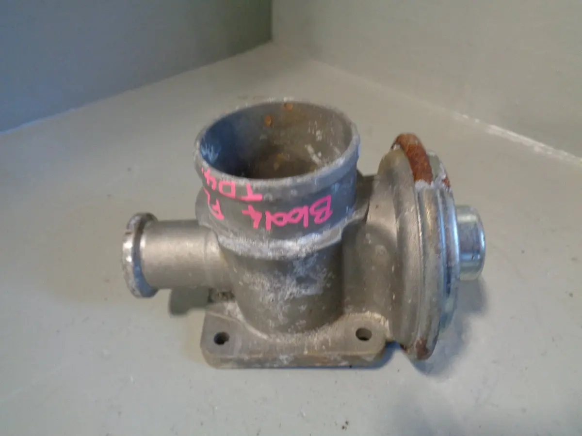 Freelander 1 Egr Valve Exhaust Gas Recirculation 2.0 Td4 Land Rover B10014 1