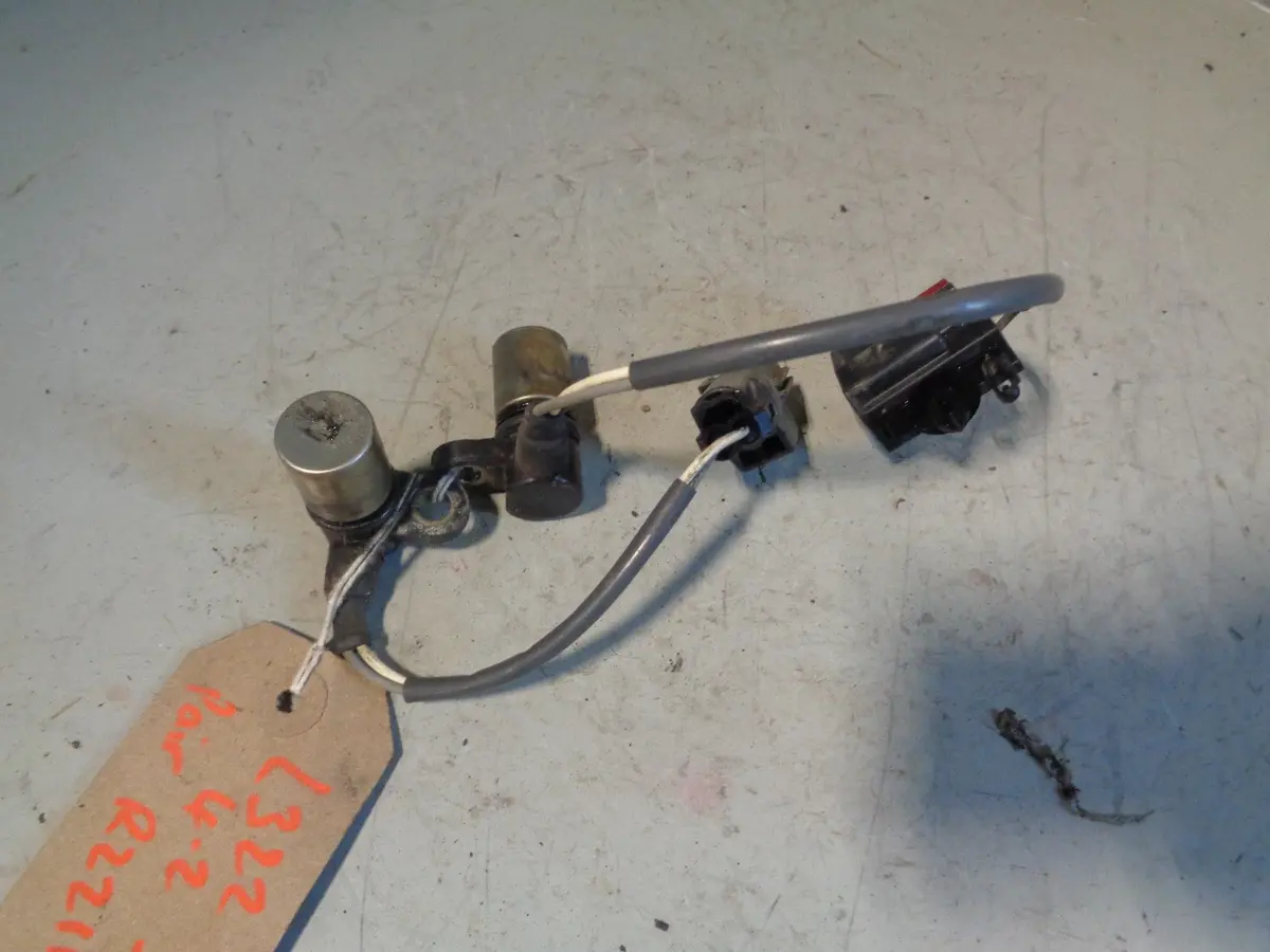 Range Rover L322 Crankshaft Position Sensors 4.2 V8 Supercharged 2005 To 2009 1