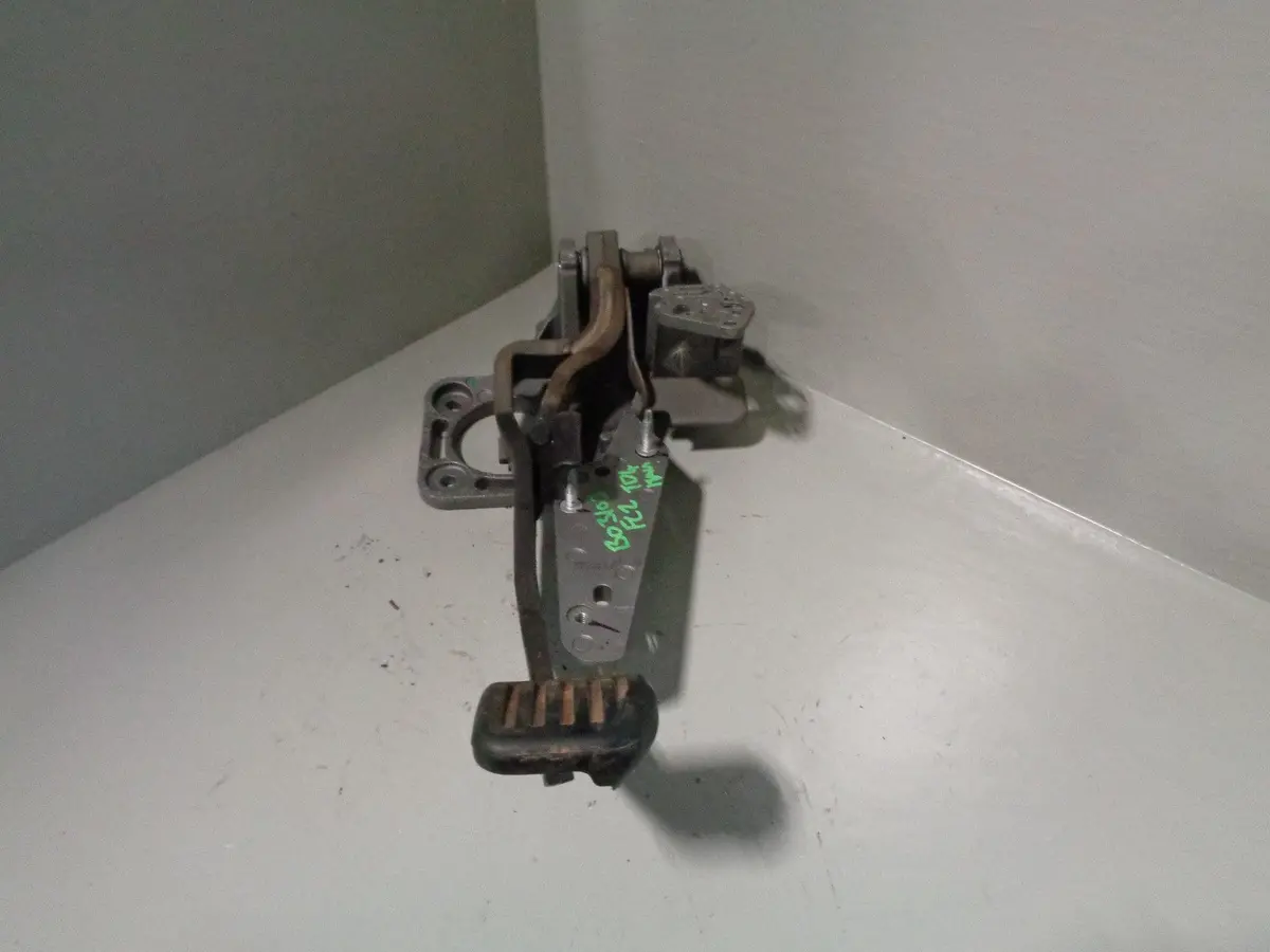 Freelander 2 Manual Brake Pedal Land Rover 7G9n2d094fc 2006 To 2011 1