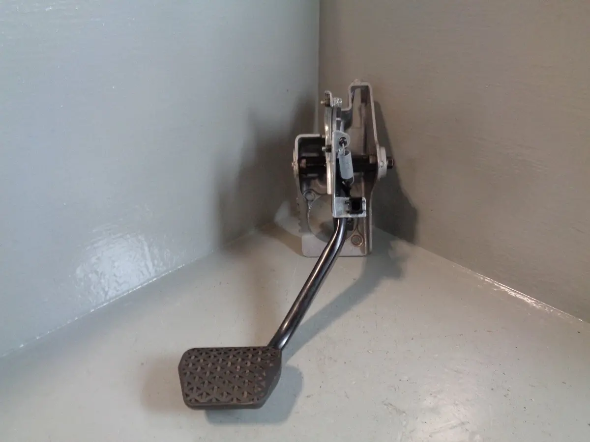 Range Rover L322 Brake Pedal Assembly Skb000181 2002 To 2006 1