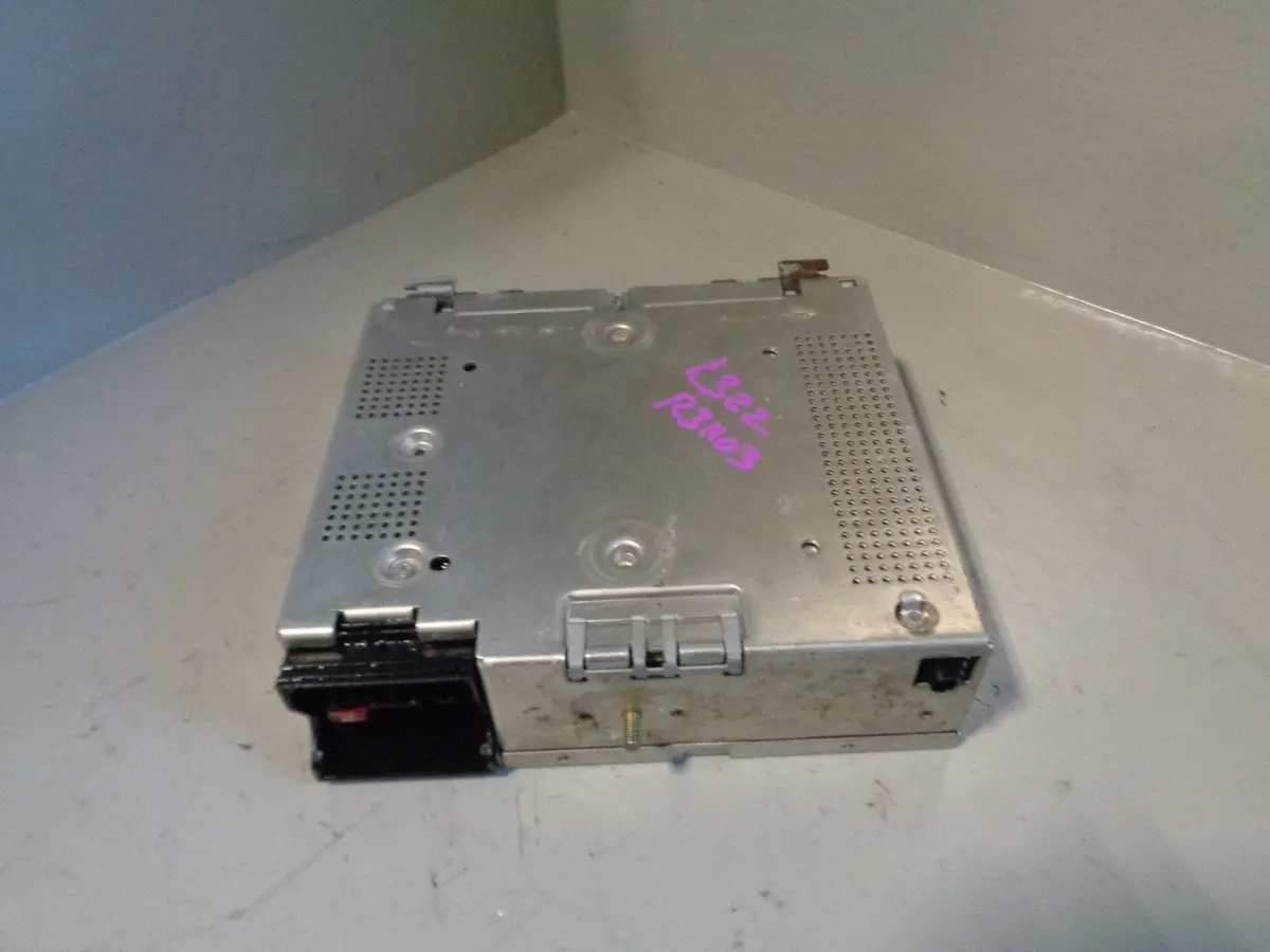 Range Rover L322 Harman Becker Audio Control Module Xqc000141 2002 To 2006 1