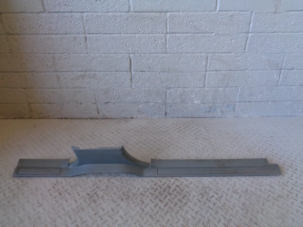 Range Rover Sport Sill Cover Plastic Trim Off Side Front Interior Emg500510 1