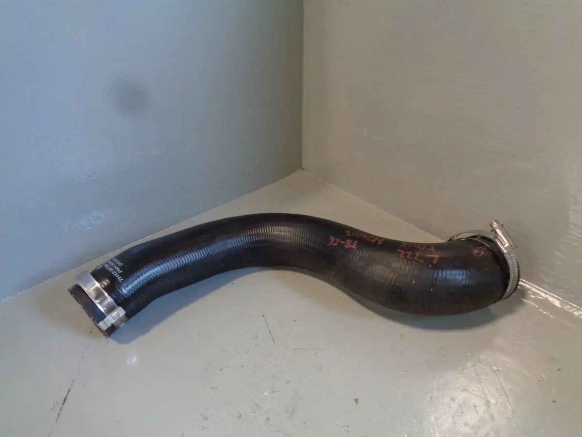 Range Rover L322 Turbo To Intercooler Hose 3.6 Tdv8 7H42-9F795-Cb 2006 To 2009 1