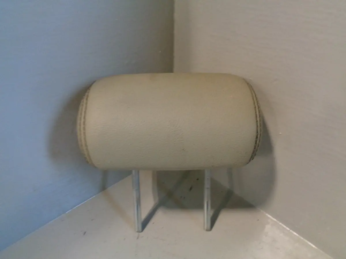 Freelander 1 Headrest Centre Rear Beige Leather Land Rover 2004 To 2006 1