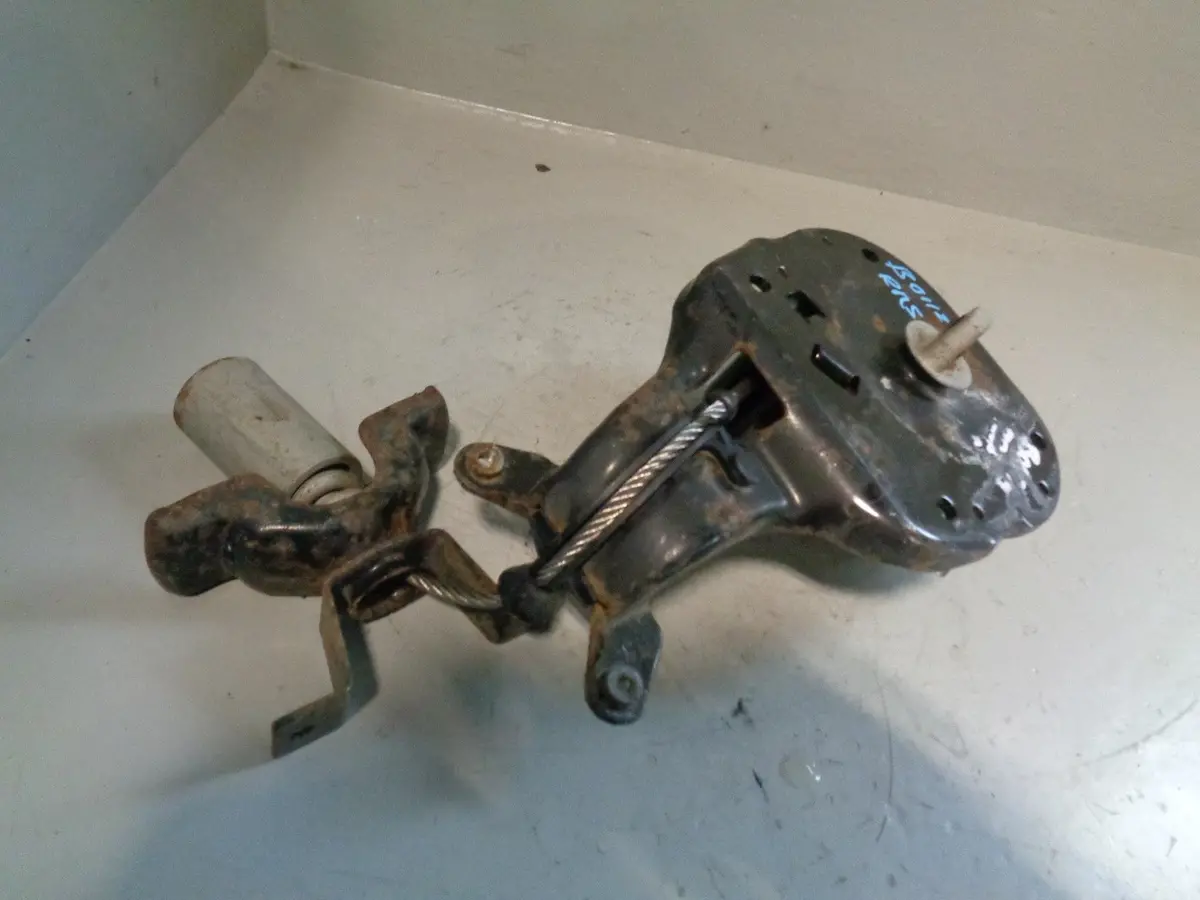 Spare Wheel Winch Bracket Discovery 3 / 4 Range Rover Sport L320 Hook Winder 1