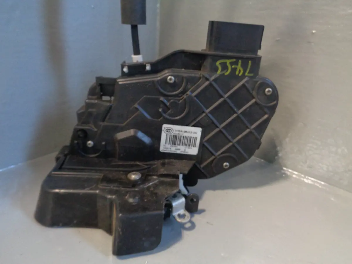 Range Rover Evoque Door Lock Actuator Off Side Rear 7H5a-26412-Ac 2011 To 2018 1