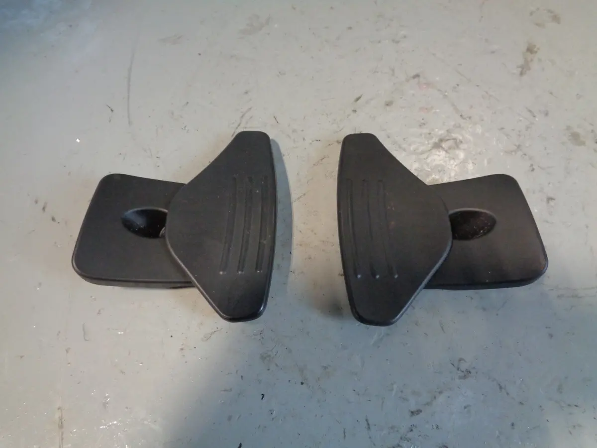 Range Rover L405 Paddle Shifters Pair Steering Wheel Bj32-7L074-Ba 2013 To 2017 1