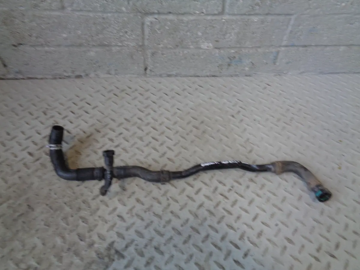 Range Rover Sport Coolant Pipe Auxiliary Radiator To Main Radiator Tdv8 1