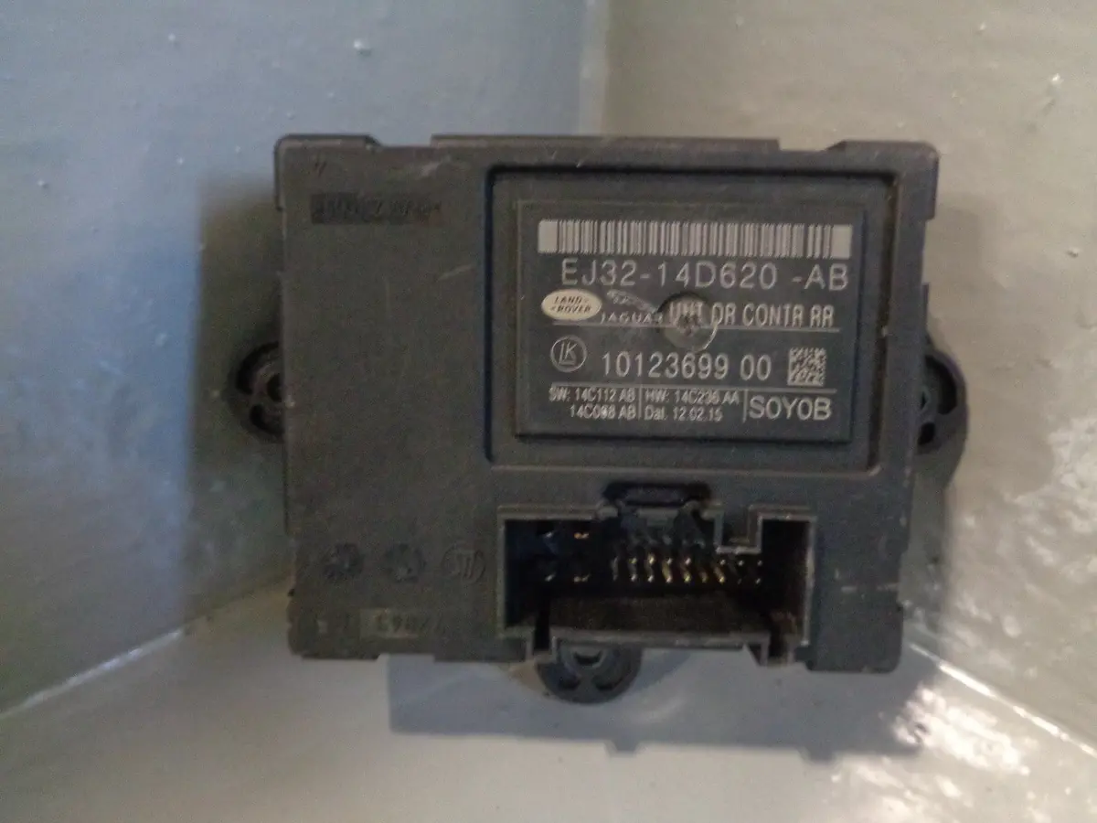 Range Rover Evoque Door Module Near Side Rear Ej32-14D620-Ab 2011 To 2018 1