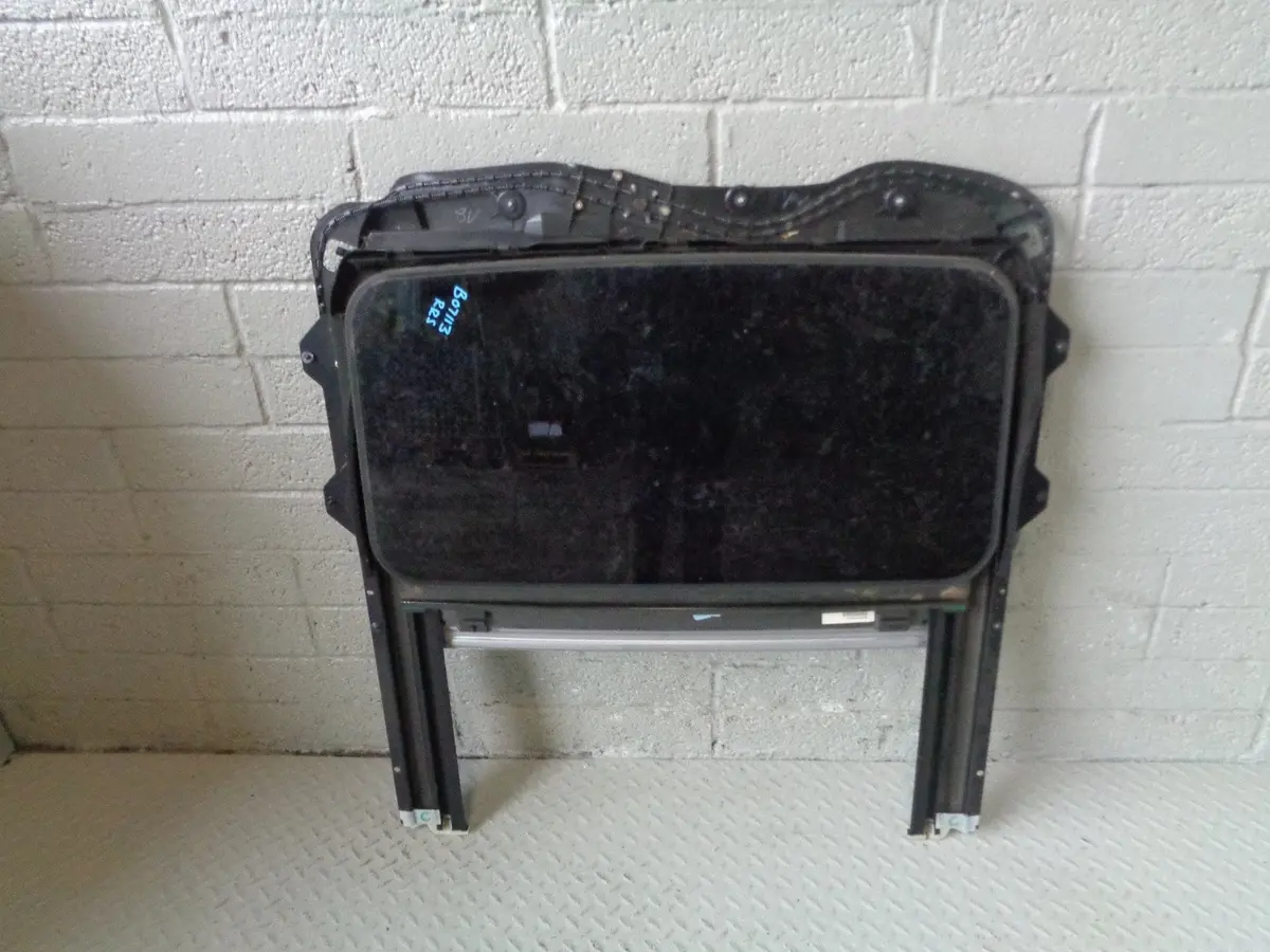 Range Rover Sport Sunroof Complete With Motor And Blind L320 2005 To 2013 1